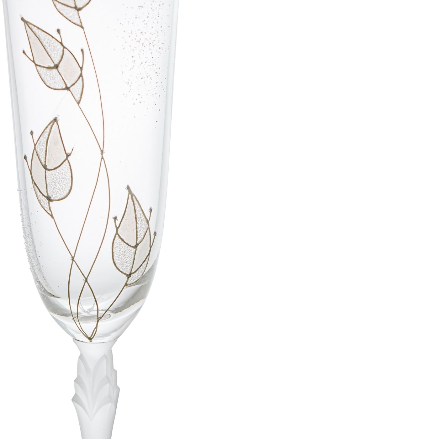 Ритуални чаши с декорация листа